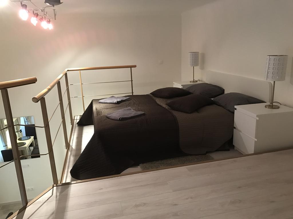 Goldcentral Apartment Gozsdu Budapest Luaran gambar