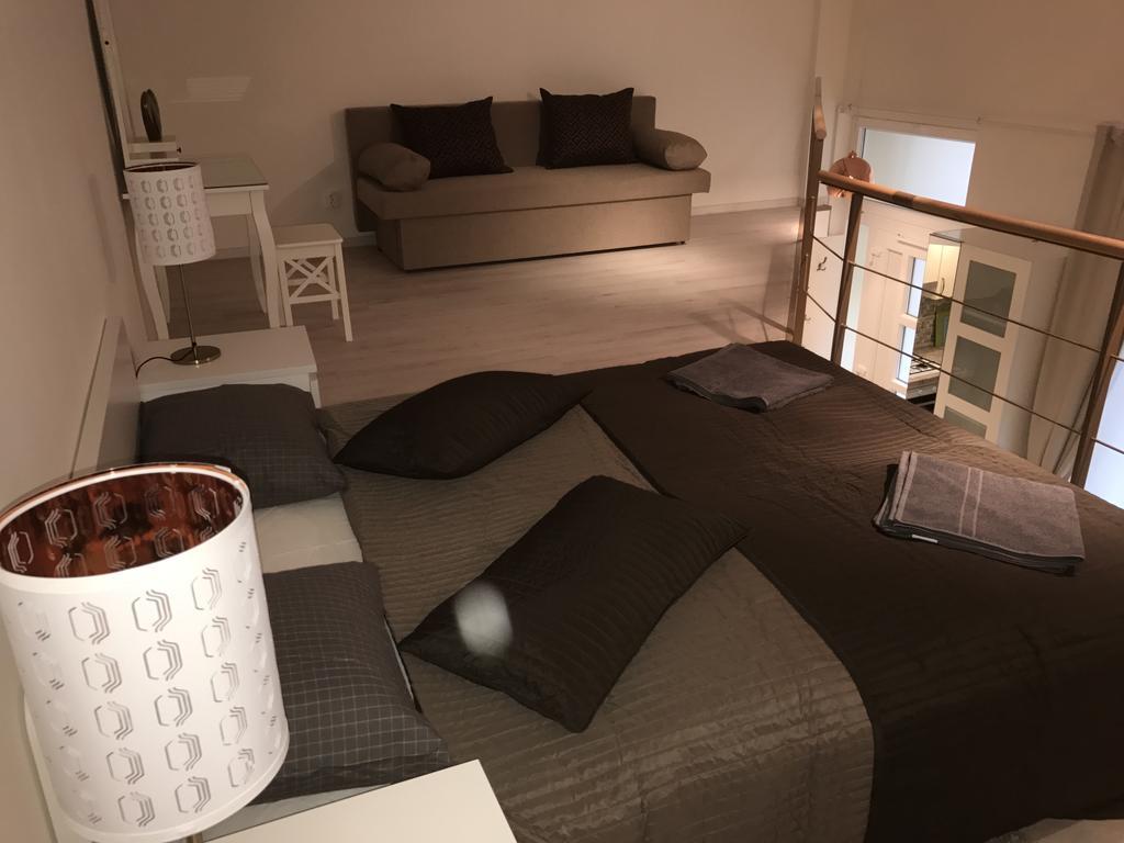 Goldcentral Apartment Gozsdu Budapest Luaran gambar