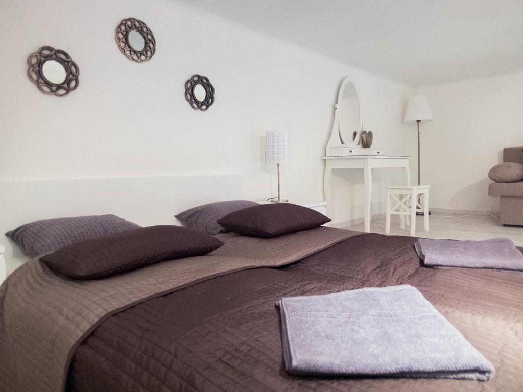 Goldcentral Apartment Gozsdu Budapest Luaran gambar